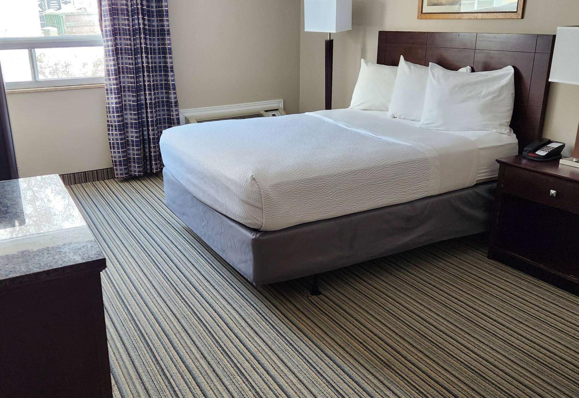 Ramada By Wyndham London Hotell Eksteriør bilde